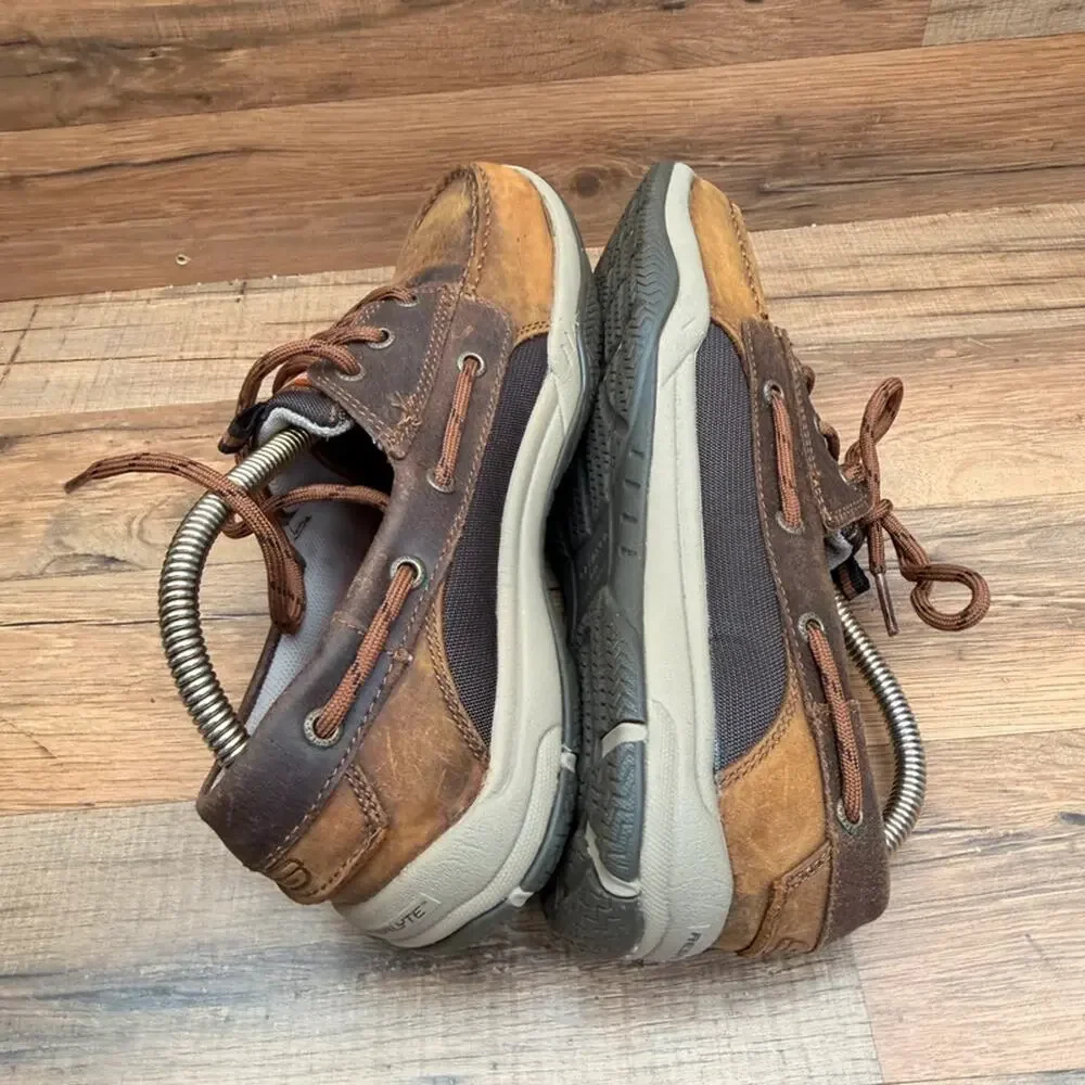 Skechers men Size US 8.5 EUR 41 Brown Leather Casual Boat Deck Shoes